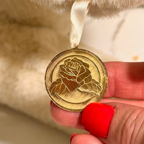 WENDY BRENT VTG Bear 1986 Porcelain/Plush Musical Love & Roses Collectible RARE - Picture 4 of 9